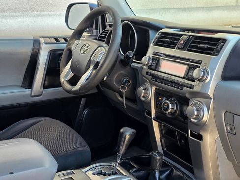 Used 2011 Toyota 4Runner SR5 AWD/4WD image 18