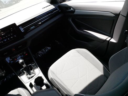 Certified 2026 Volkswagen Jetta Sport FWD image 11