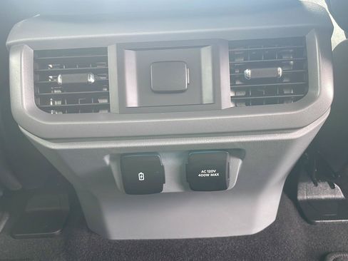 Used 2024 Ford F150 XLT w/ Equipment Group 302A MID RWD image 32