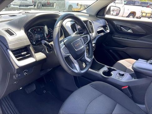 Used 2024 GMC Terrain SLE w/ Driver Convenience Package AWD/4WD image 13