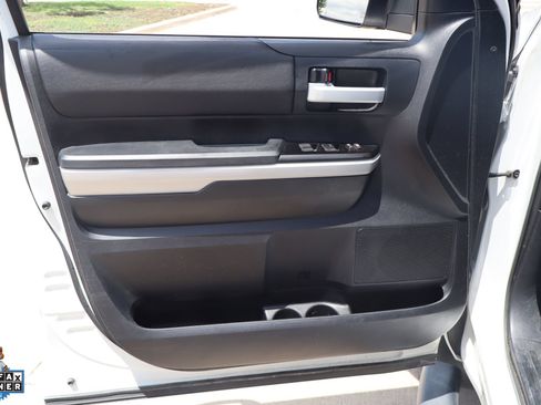 Used 2019 Toyota Tundra SR5 w/ SR5 Upgrade Package RWD image 12