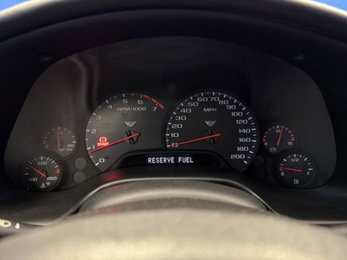 Used 2002 Chevrolet Corvette w/ Preferred Equipment Group2 image 17