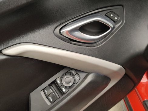 Used 2020 Chevrolet Camaro LT RWD image 27
