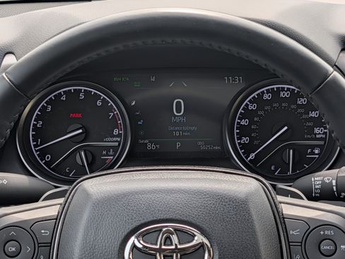 Used 2023 Toyota Camry SE w/ Cold Weather Package AWD/4WD image 21