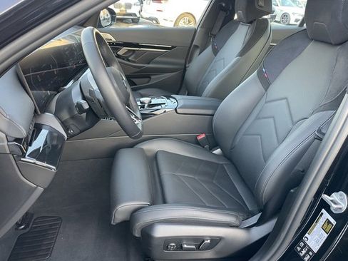 Certified 2026 BMW 530i xDrive w/ M Sport Package image 6