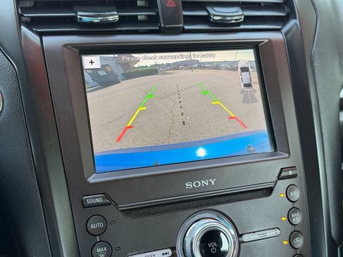 Used 2019 Ford Fusion Titanium FWD image 27