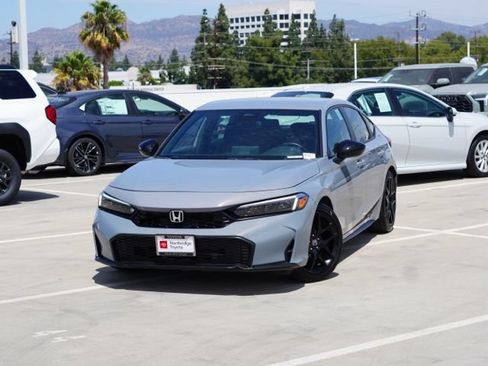 Used 2025 Honda Civic Sport image 4