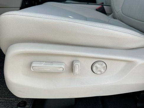 New 2026 Honda Odyssey EX-L image 12