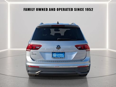 Used 2023 Volkswagen Tiguan SE FWD image 5