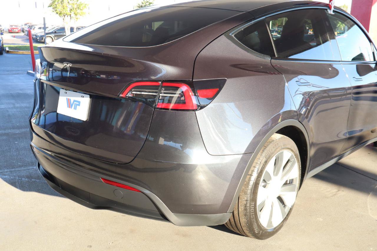 Used 2024 Tesla Model Y Long Range RWD image 5