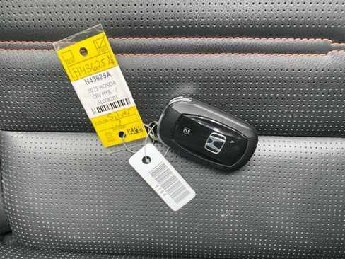 Used 2025 Honda CR-V Sport-L image 38