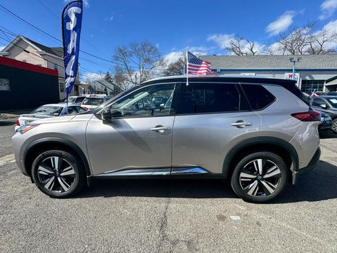 Used 2022 Nissan Rogue Platinum w/ Head-Up Display Package image 7