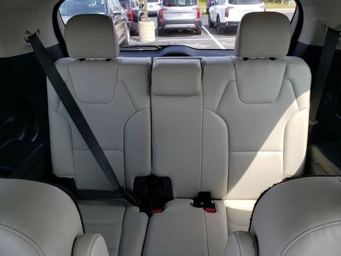 Used 2020 Kia Telluride S AWD/4WD image 18