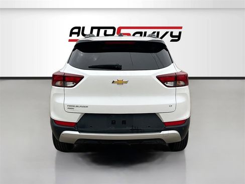 Used 2022 Chevrolet TrailBlazer LT w/ Driver Confidence Package image 6