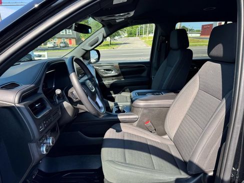 Used 2022 GMC Yukon SLE AWD/4WD image 17