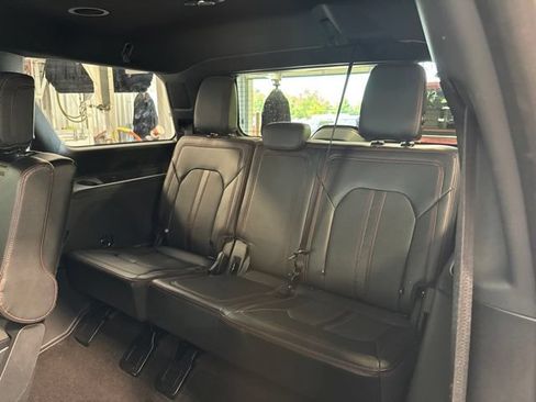 Used 2023 Ford Expedition Limited RWD image 12