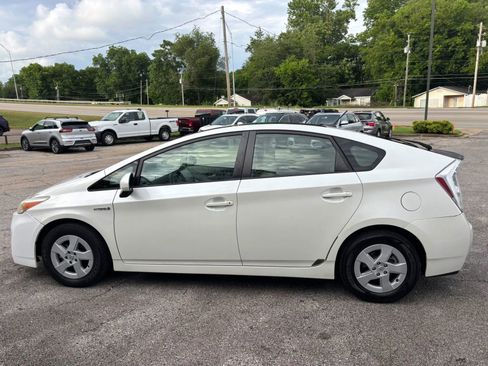 Used 2011 Toyota Prius Three w/ Solar Roof Pkg FWD image 6