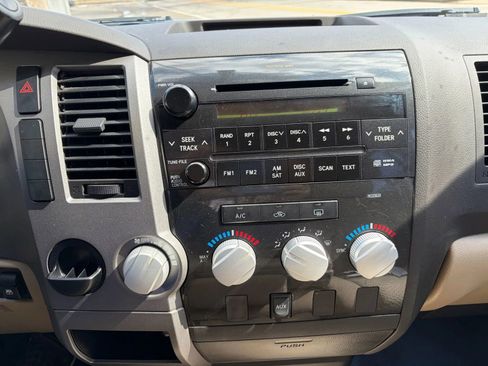 Used 2011 Toyota Tundra SR5 w/ Tow Pkg image 17