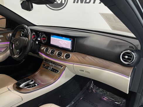 Used 2018 Mercedes-Benz E 300 image 19