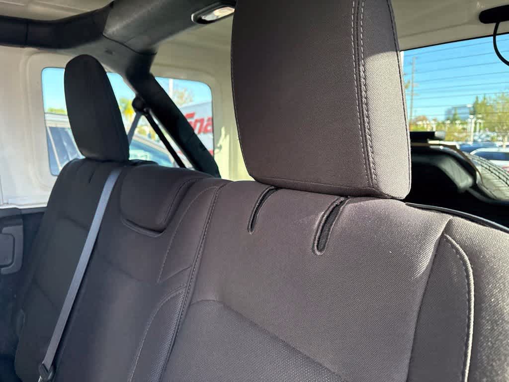 Used 2022 Jeep Wrangler Unlimited Sport AWD/4WD image 8