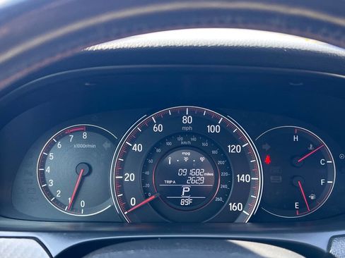 Used 2017 Honda Accord Sport Special Edition image 18