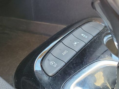 Used 2023 Buick Encore GX Select w/ Experience Buick Package AWD/4WD image 28