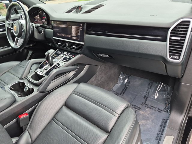 Used 2022 Porsche Cayenne AWD/4WD image 22