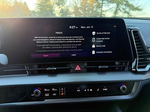 Certified 2025 Kia Sportage SX image 11