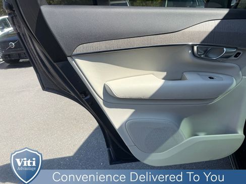 Certified 2023 Volvo XC90 B5 Plus AWD/4WD image 20