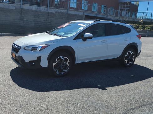Used 2021 Subaru Crosstrek 2.5i Limited w/ Moonroof Package 2 image 3