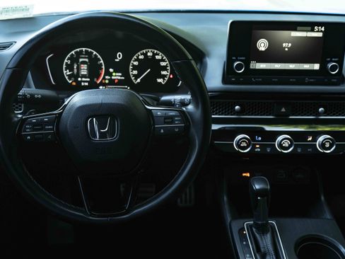 Used 2024 Honda Civic Sport image 19