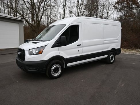 New 2026 Ford Transit 250 148 Medium Roof RWD image 4