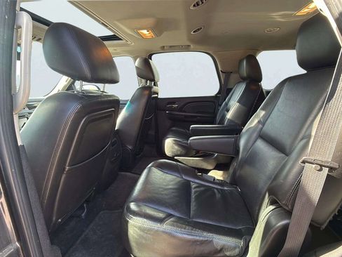 Used 2011 GMC Yukon Denali image 15