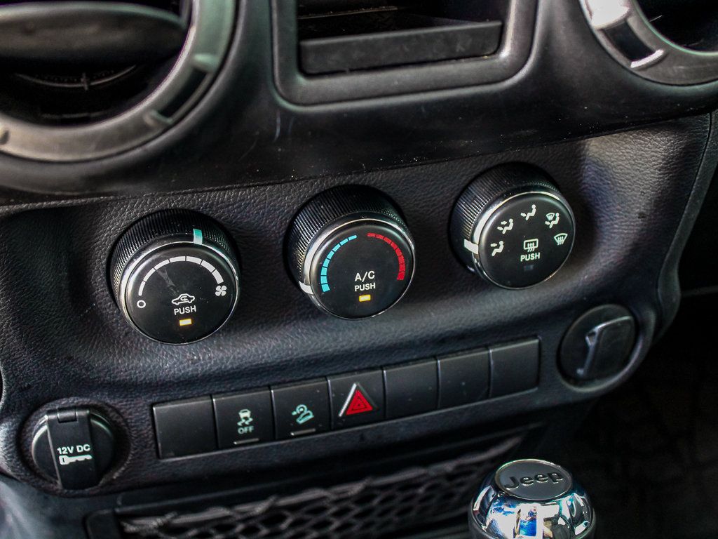 Used 2017 Jeep Wrangler Unlimited Sport AWD/4WD image 30