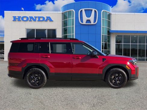 Used 2024 Hyundai Santa Fe XRT image 2