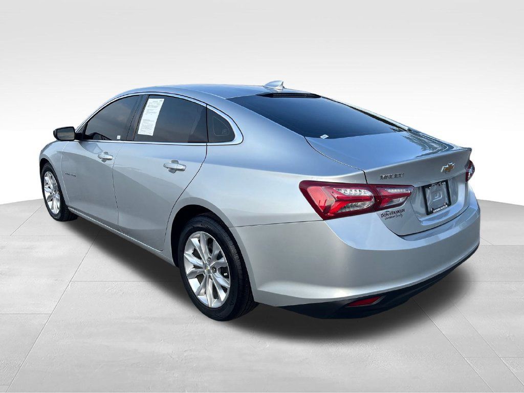 Used 2022 Chevrolet Malibu LT FWD image 3