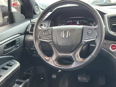 Used 2023 Honda Passport TrailSport image 24