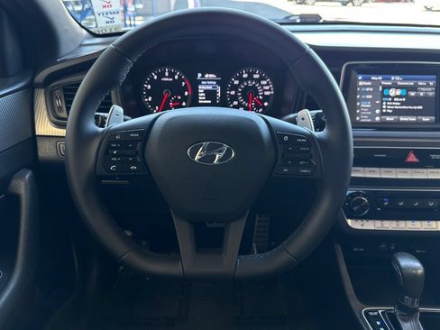 Used 2018 Hyundai Sonata Sport FWD image 14