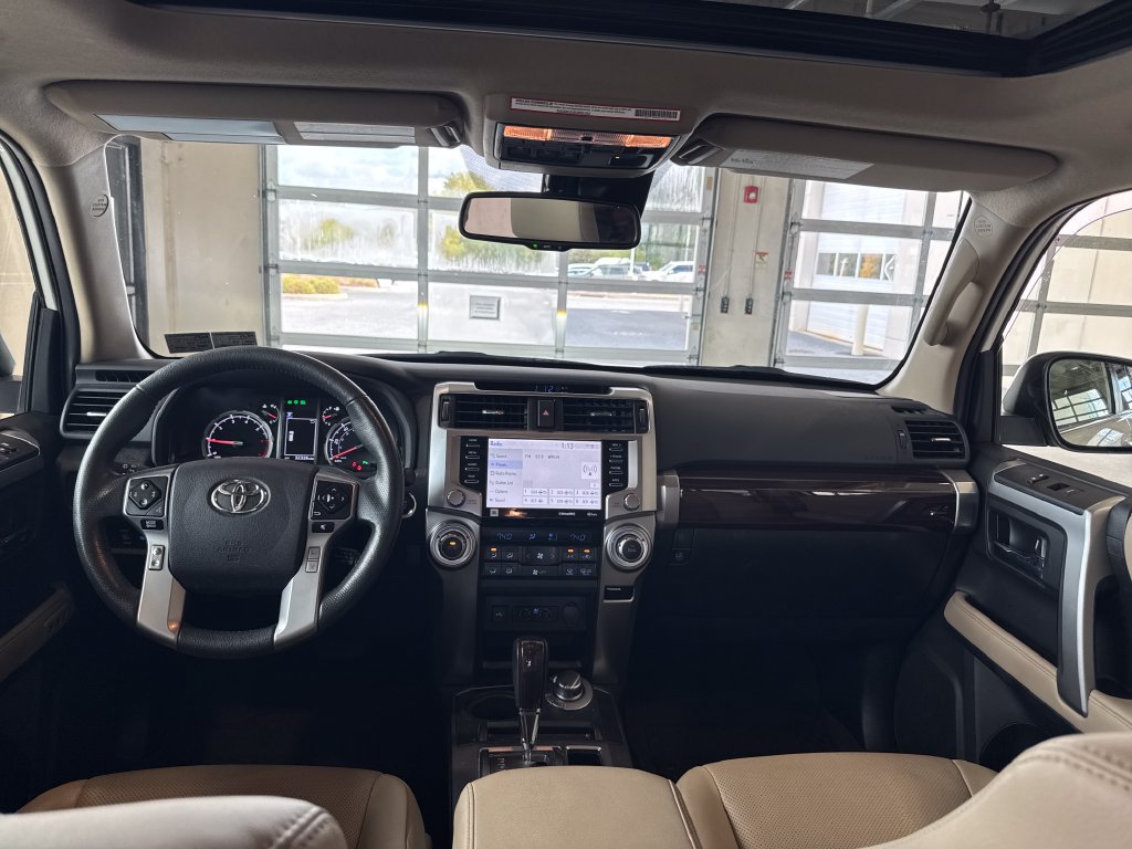 Used 2022 Toyota 4Runner Limited AWD/4WD image 25