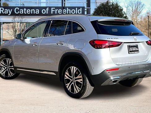 Used 2026 Mercedes-Benz GLA 250 4MATIC image 12