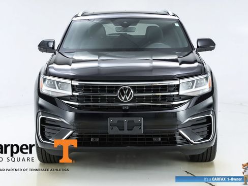 Used 2023 Volkswagen Atlas Cross Sport SEL Premium R-Line AWD/4WD image 16