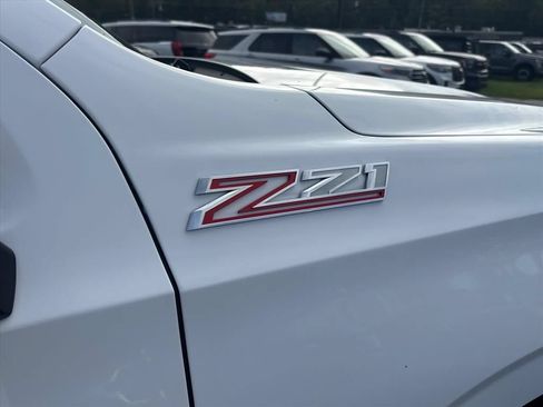Used 2023 Chevrolet Tahoe Z71 AWD/4WD image 11