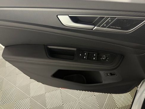 Used 2024 Volkswagen Atlas Cross Sport SEL Premium R-Line AWD/4WD image 25