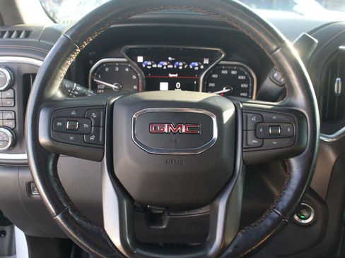 Used 2021 GMC Sierra 1500 AT4 w/ AT4 Value Package AWD/4WD image 19