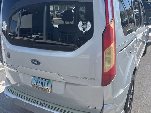 Used 2017 Ford Transit Connect Titanium FWD image 4