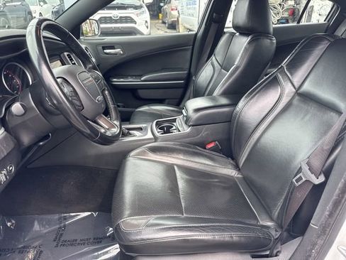 Used 2021 Dodge Charger SXT w/ Leather Interior Group RWD image 29