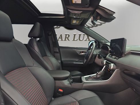 Used 2024 Toyota RAV4 XSE w/ Weather Package image 15