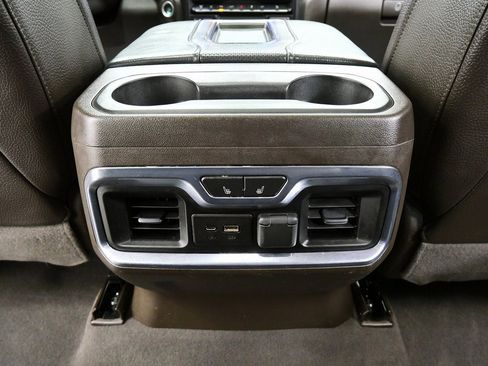 Used 2021 GMC Sierra 2500 Denali w/ Denali Ultimate Package image 22