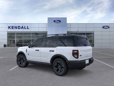 New 2026 Ford Bronco Sport Outer Banks w/ Outer Banks Tech Package+ AWD/4WD image 4