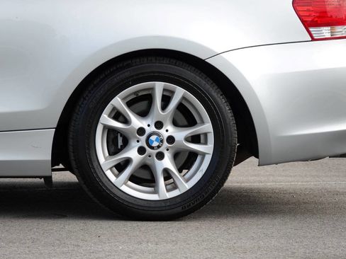 Used 2009 BMW 128i Convertible RWD image 12